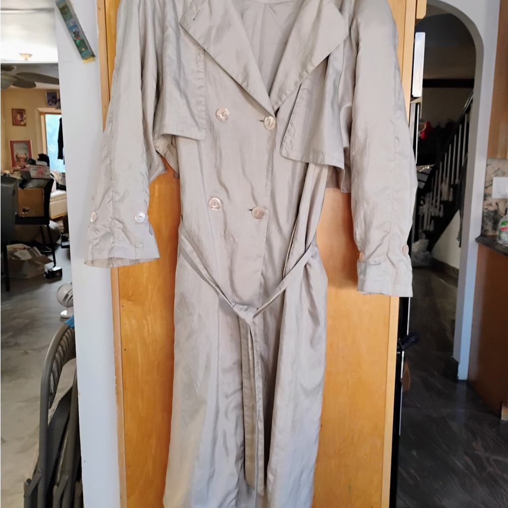 Thunder Bay Classic Beige Trench Coat